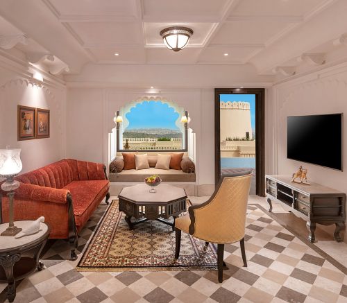 Private In-Room Dining
