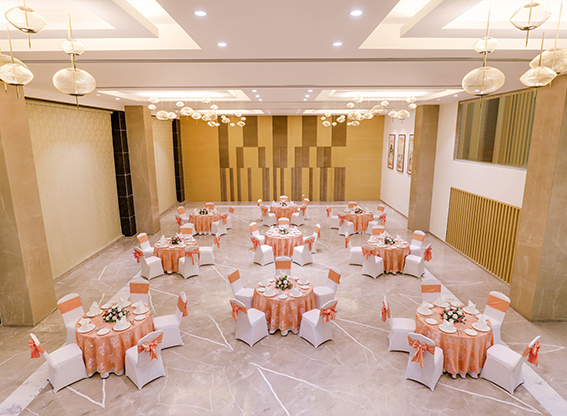 29_Jun_2023_01_26_1428_30_2023_11_30_21Tangerine-Grand---Round-Table-(Top-view).jpg
