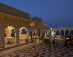 restaurants in udaipur near fateh sagar lake