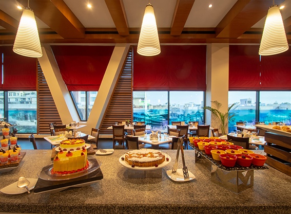 buffet restaurants in Bani Park