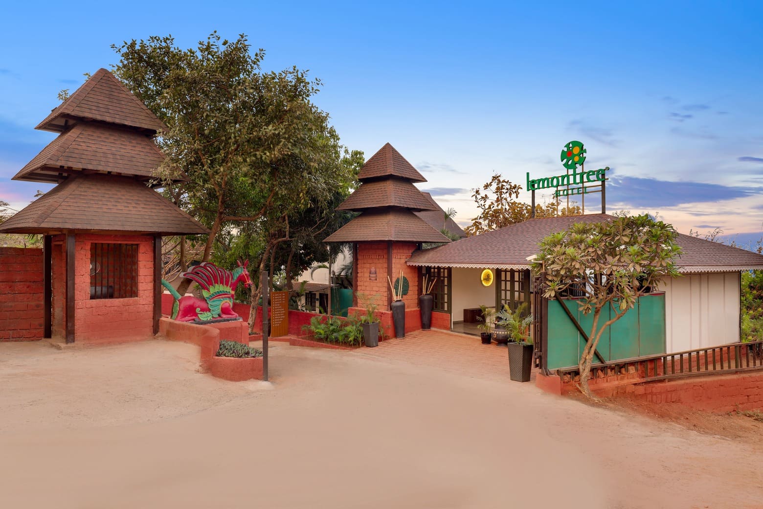 Lemon Tree Hotel, dapoli