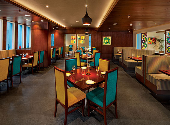 hotel near vadodara railway station